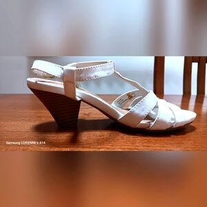 Elegant White Strappy Heels